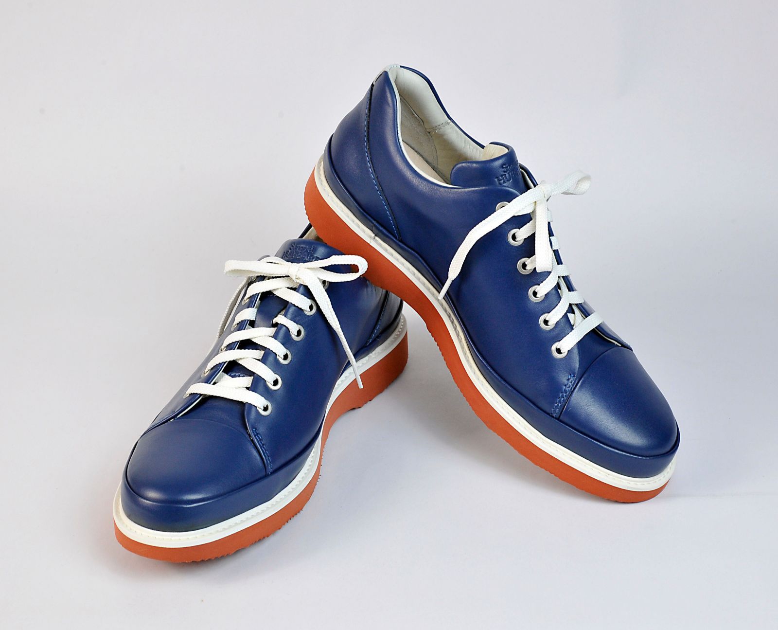120317-SPC-hubbardshoe.jpg